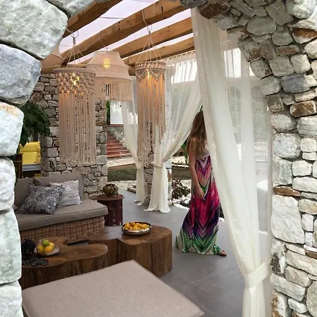 Byblos Luxury Villa Prínos