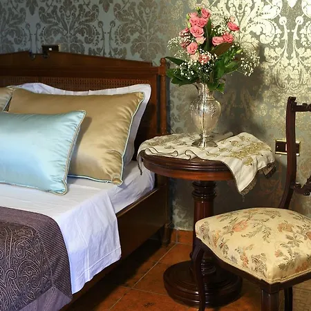 Villa Byblos Luxury *