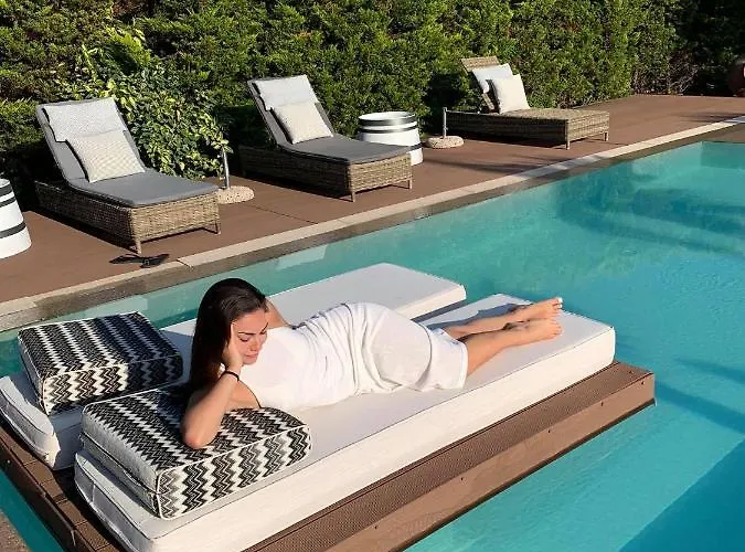 Byblos Luxury Villa *